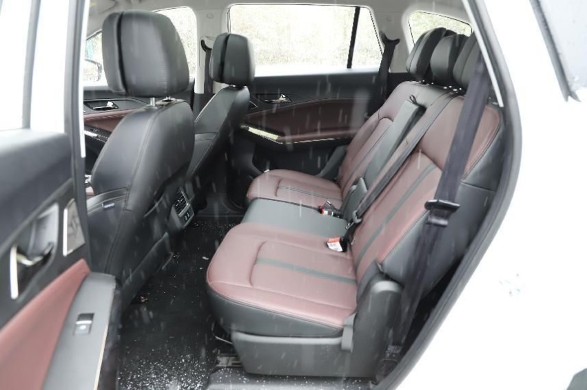 10万级七座SUV，居家大暖男，试驾思皓X8 PLUS