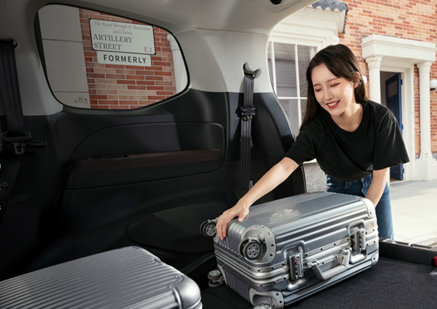 又一7座MPV“杀疯了”！18万实力降至11万，7.2L油耗