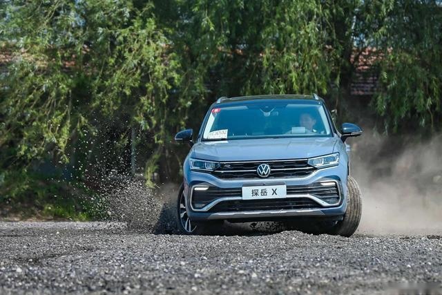 既然叫我轿跑SUV，那就露两手给你看看｜一汽-大众探岳X