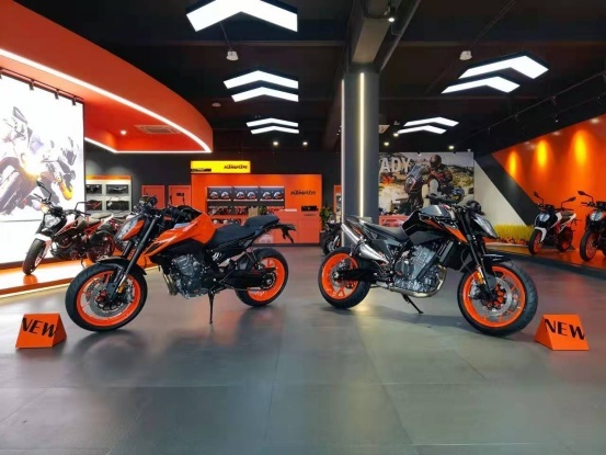 奥地利橙色风暴来袭，CKD版KTM 790 DUKE国内8.