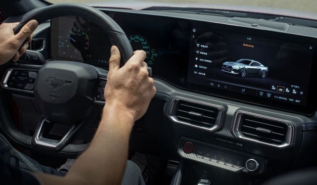 5.0L排量 V8发动机，Mustang Dark Horse谁不爱？
