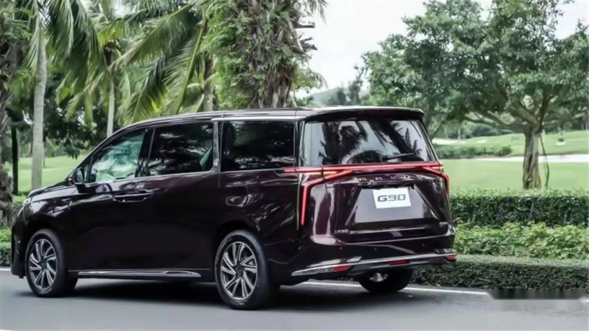 上汽大通MAXUS G90上市，岚图梦想家下线…丨今日车闻