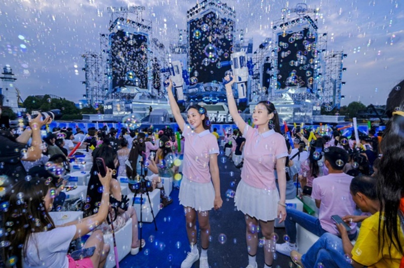 活不成燃油车的样子是真的  奇瑞QQ与车友一起HAPPY也是真的！