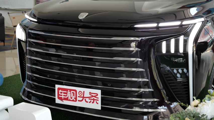 实力超卷！续航超千公里中大型插混MPV，东风风行星海V9怎么样？