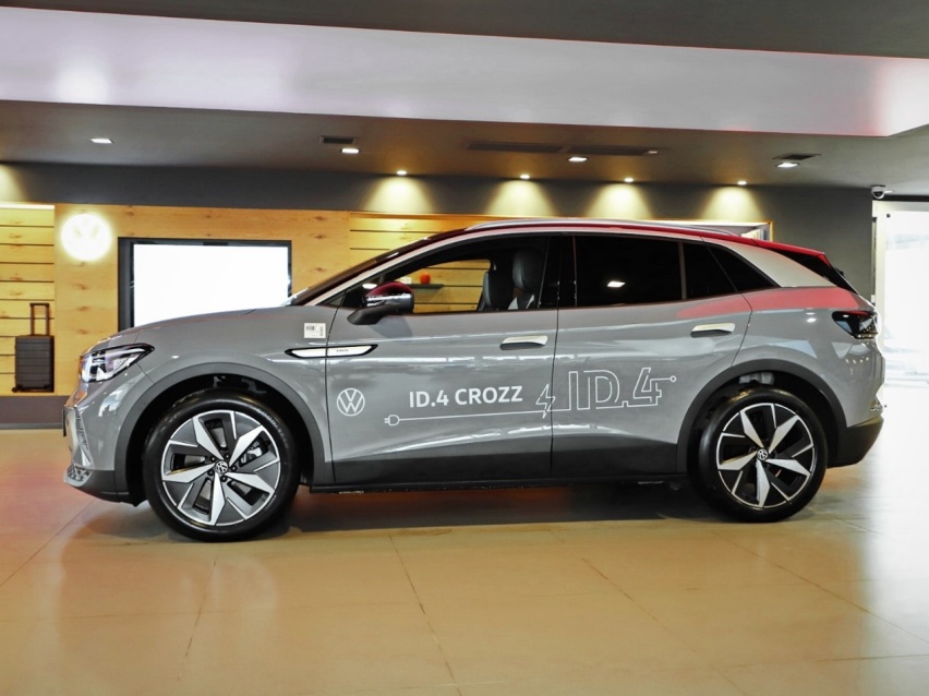顶配没能贵过Model Y ID.4 CROZZ更超值？