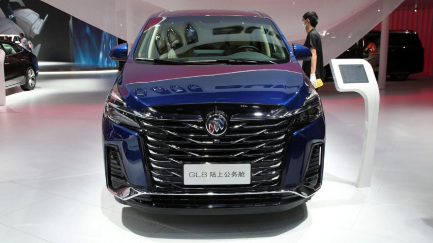 小鹏全新MPV，续航或超700公里，充电比极氪腾势快？