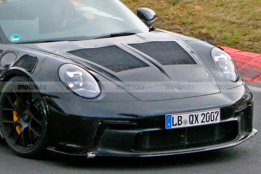 性能更极端，更偏赛车取向，全新保时捷911 GT3 RS曝光