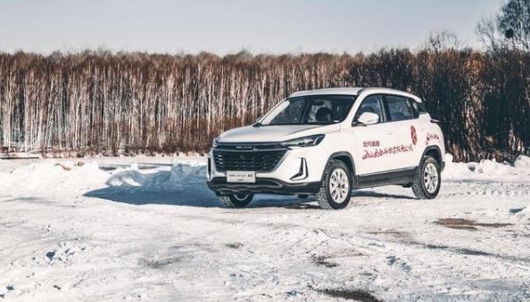 实拍体验，BEIJING汽车X3家用城市SUV首选车型