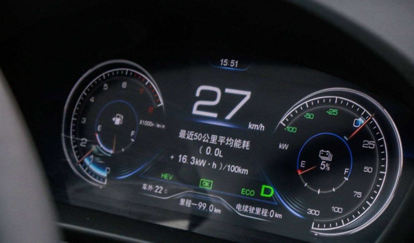 40万元以下续航超700km！三款纯电轿车推荐