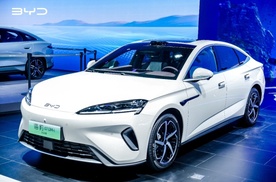 五大维度升级 比亚迪2026款海豹07DM-i亮相成都车展