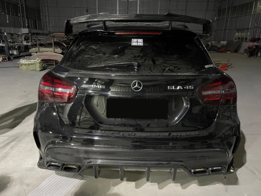 潮州车友的梅赛德斯-AMG GLA45，把玩车当副业就是爽