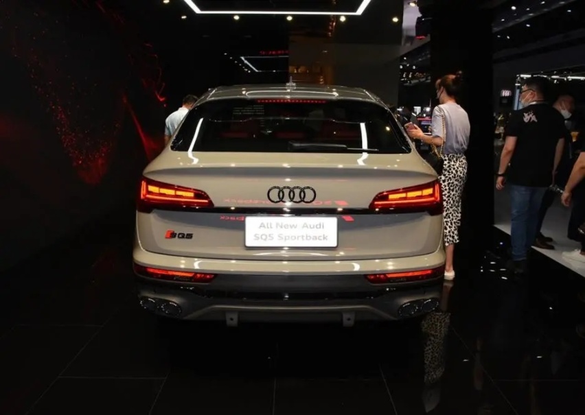 比Q5动力强，比SQ5多了溜背，价格超60万配3.0T V6