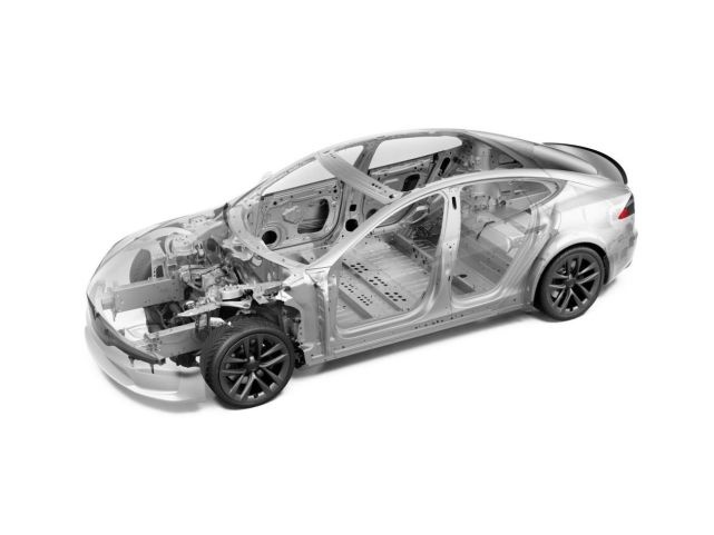 为效率而生“地表最强量产车”特斯拉Model S Plaid空降沈阳