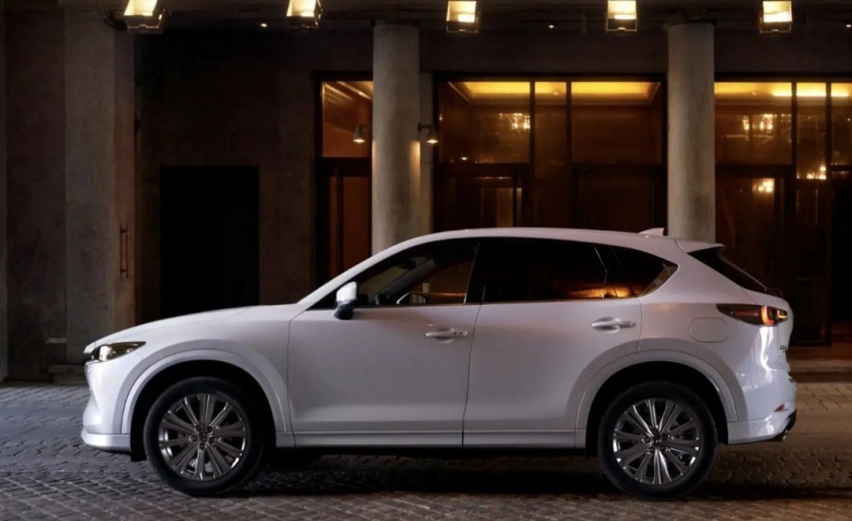 两马合并后首款车型马自达CX-5发布！2.5T+四驱 能否拯救销量？