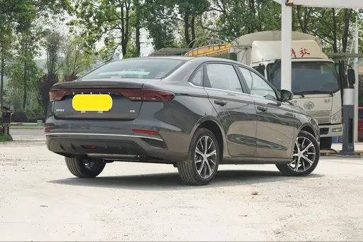 2023款帝豪正式上市 vs 驱逐舰 05，外观炫酷，哪款车型适合你？