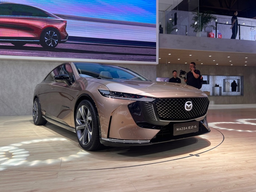 新能源时代再创新！看MAZDA EZ-6如何成为新一代“最美弯道王”