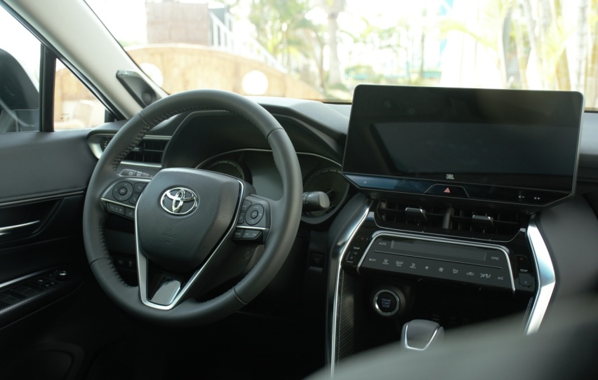 试驾官丨这台丰田“最美SUV”，竟然还这么好开？