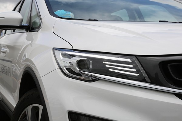 多方面领先同级别MPV 试驾吉利嘉际PHEV
