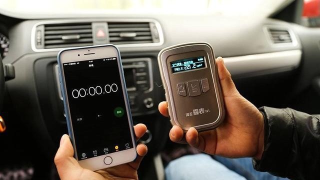 手里的车又不值钱了？国内将推车内空气质量法规