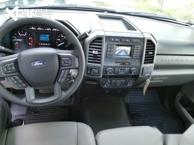 民用小坦克重达36吨巨型皮卡福特f350柴油高防震能力