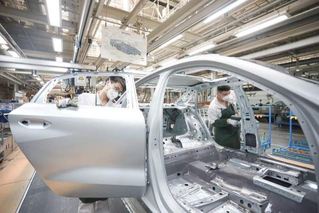 “劲草”礼赞——2023笃定前行一汽-大众基地走访随录