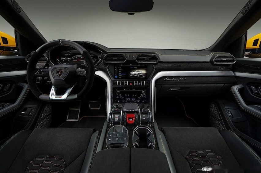 lamborghini-urus-based-semi-truck-is-surprisingly-cool_1.jpg