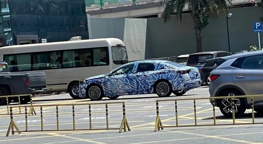 仰望最新车型谍照来袭，Model S还坐得住？