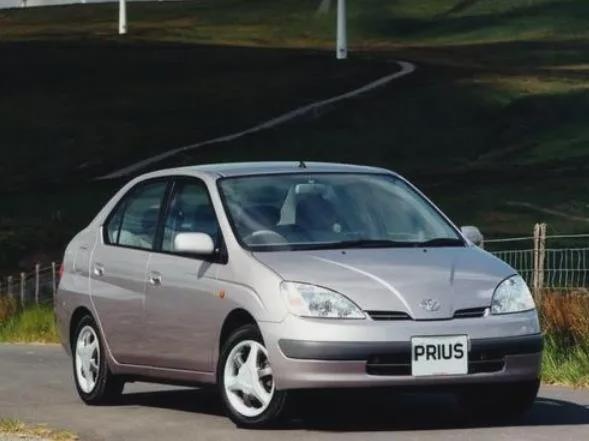 插混版RAV4荣放来了，24.88万起，纯电续航95公里！