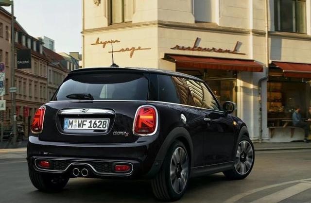 520盘点适合送女生的车，宝马mini、奔驰A级、奥迪A3你更喜欢谁？