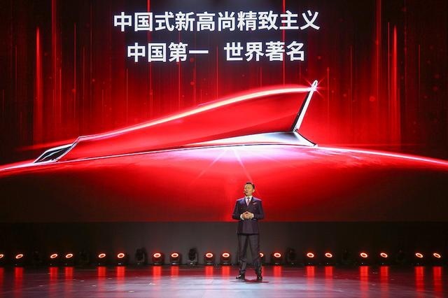 新红旗H9全球首发，劳斯莱斯设计师执笔，加持“九鼎”科技