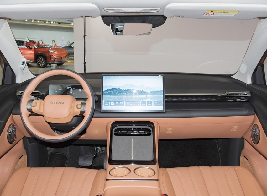 广汽埃安全新紧凑型SUV——第二代AION V即将上市，能否逆袭市场？