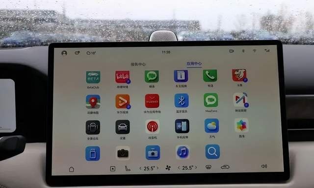 搭鸿蒙系统/续航超1200km，华为AITO问界M5预售25万玩跨界