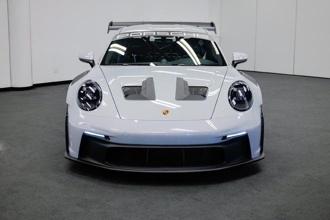 售价300万但不能上路，保时捷911 GT3 RS值不值得买？