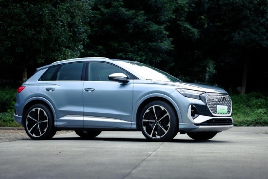 奥迪Q4 e-tron，会传递态度的纯电SUV