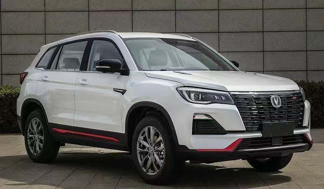 新款长安CS75曝光，动力升级，外观更加时尚