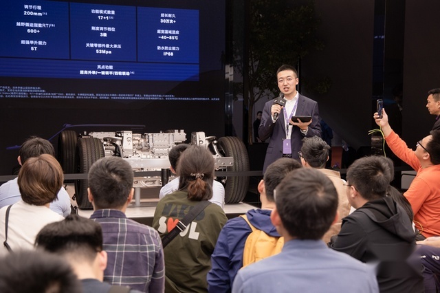 仰望豪气破局，中国品牌不再是“百万”围栏里的小奶羊