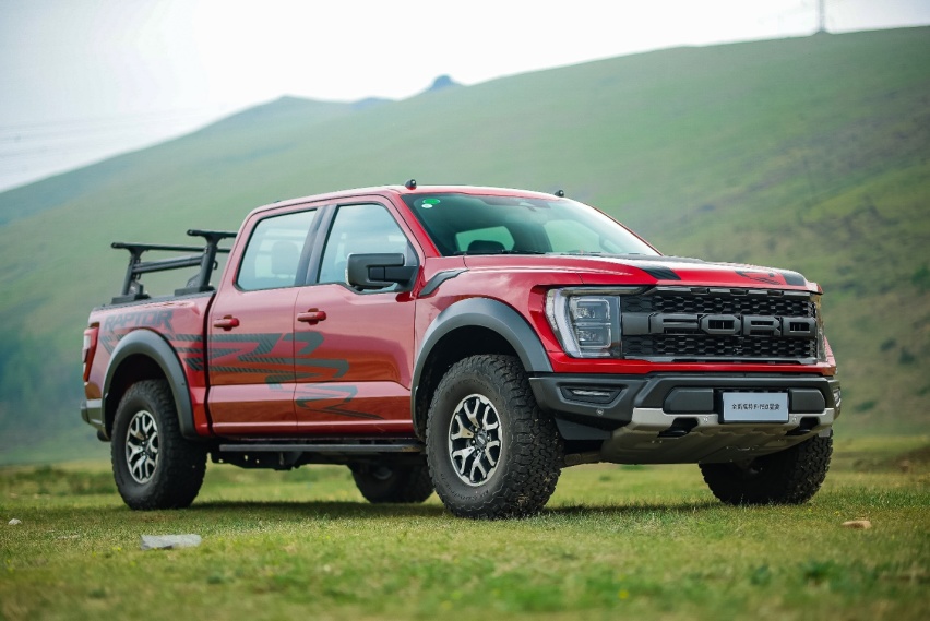 塞上驭“猛”，夏日逐风 全新一代福特F-150猛禽实车亮相