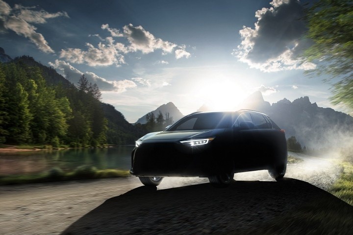 与NX同级别电动SUV，挂上雷克萨斯的标，吸引不了你？