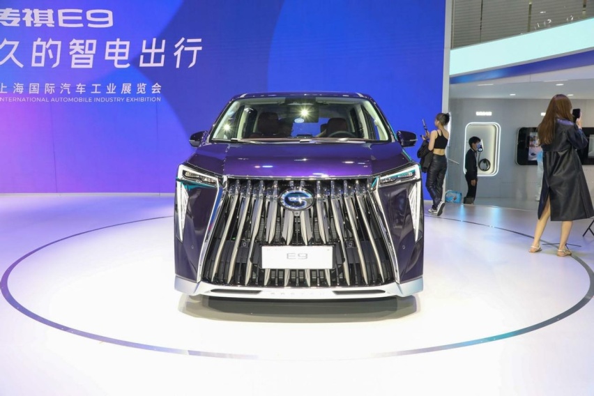 实力见真章！高配传祺E9遇上中配岚图梦想家PHEV，谁更值得入手？