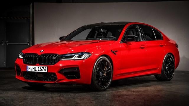 四门V8大对决 你选宝马M5还是奔驰AMG E63