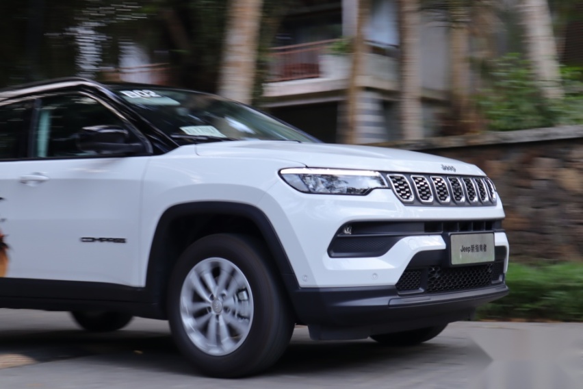 试驾新Jeep指南者四驱:你们管这叫中期改款?