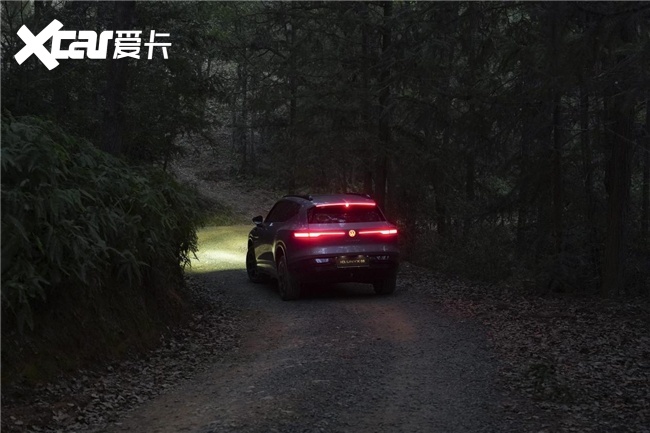 与众08｜图腾传底蕴，美学融日常，本土适配显初心