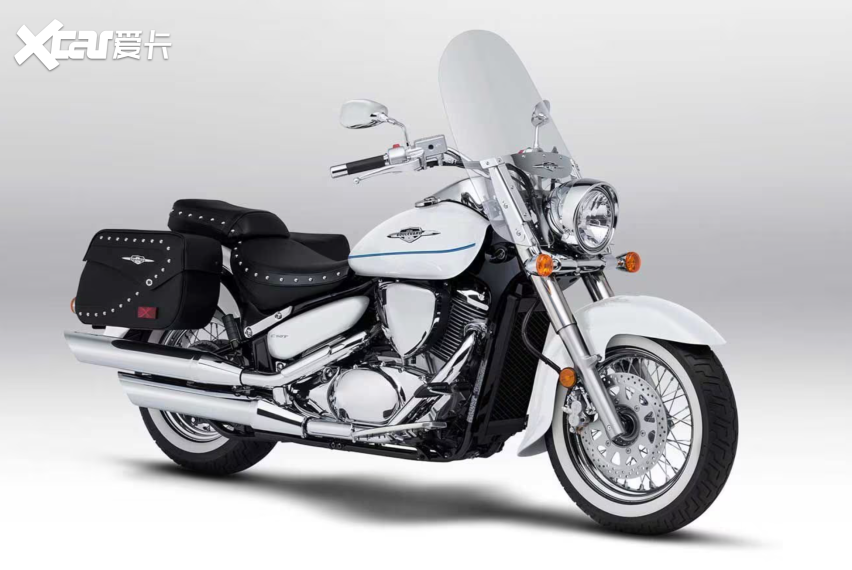 两款经典巡航摩托回归,铃木2024款车型再公布,只是欠缺一些诚意