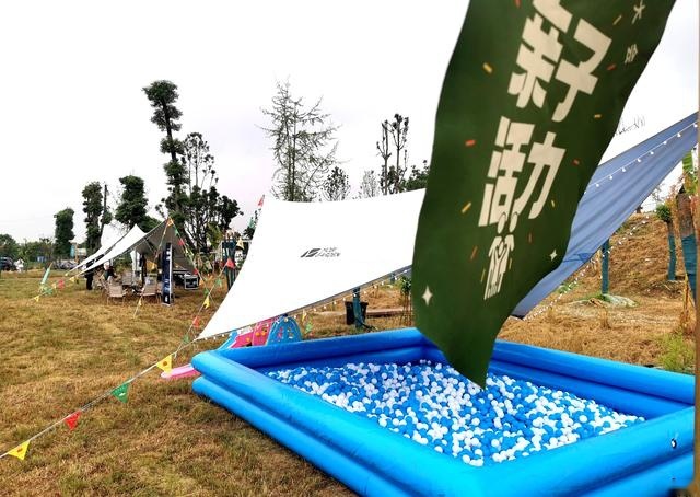 分时四驱两把锁，内饰像奔驰，24万级BJ60平替普拉多？