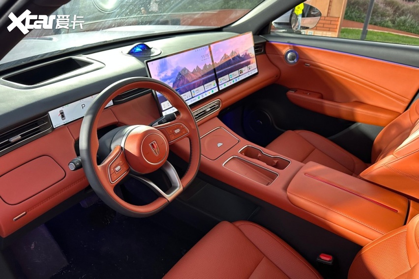 1763214796131613.jpg 红旗HS6 PHEV开启预售 预售先享价17.88万元起