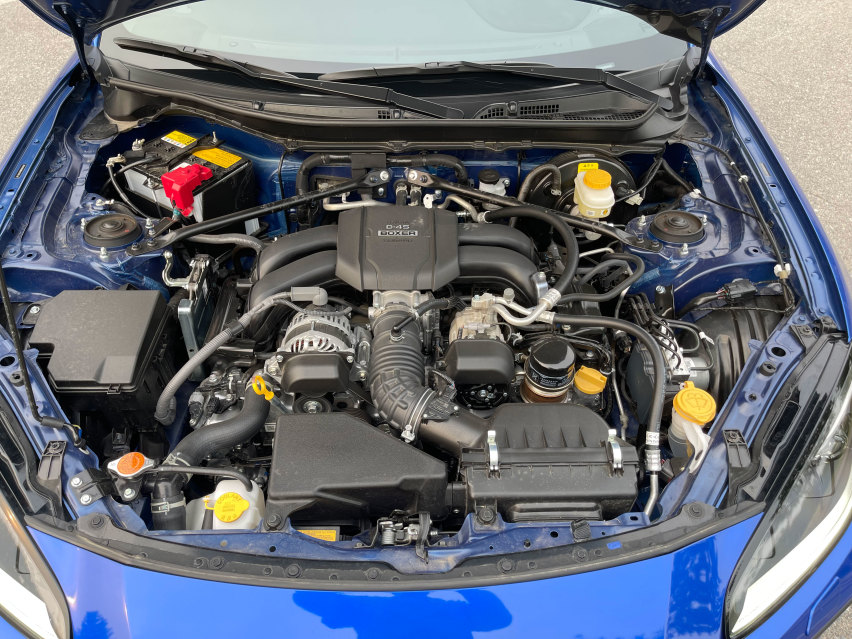 30万的手动挡“杂牌车” 试驾全新一代斯巴鲁BRZ