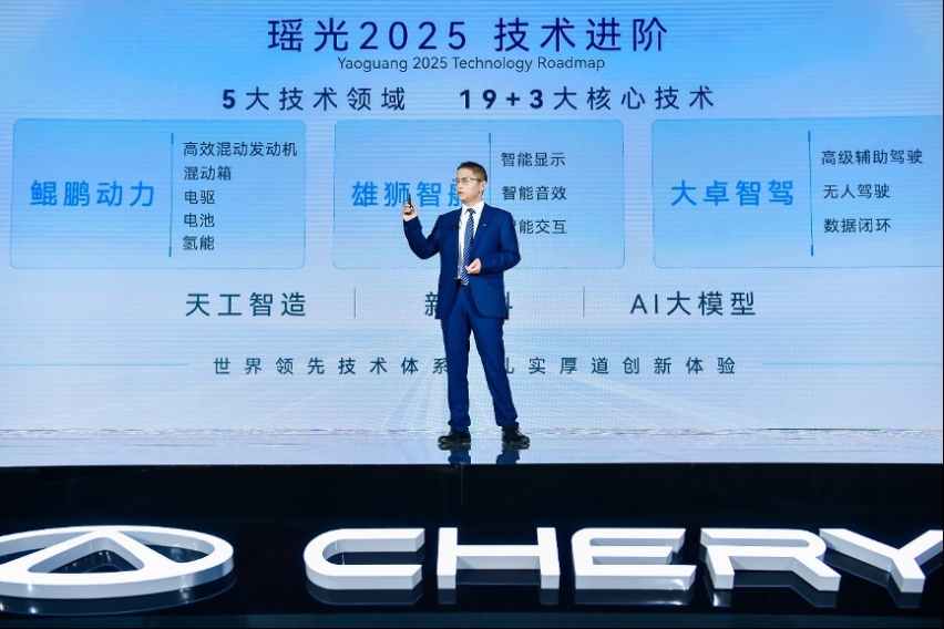 性能升级！智界S7再出发，挫折之后，华为奇瑞进入蜜月期？