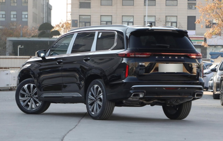 定位中大型SUV，2024款星途揽月标配四驱系统，值得选吗