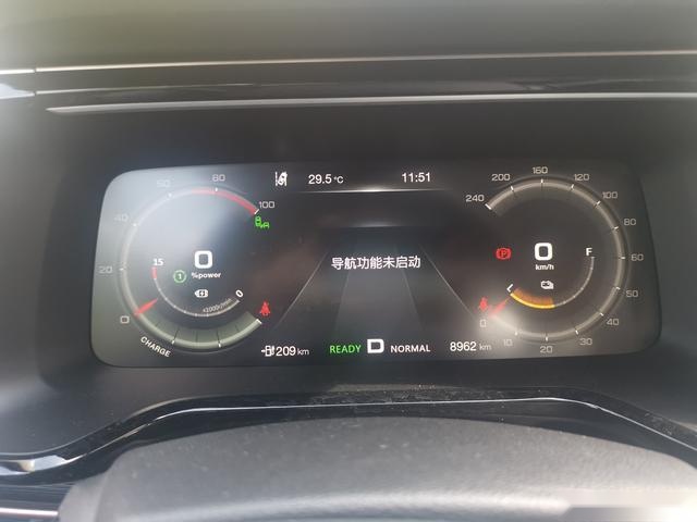 实测国货广汽Aion S 续航500+km能否单挑特斯拉?