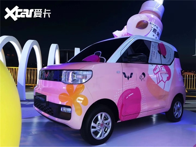 五菱宏光miniev谁说开五菱宏光的一定是抠脚大汉